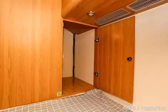 上汽大通maxusrv80型房车原厂,大通rv80b型房车原厂