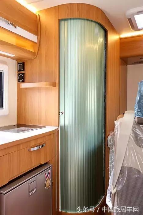 上汽大通maxusrv80型房车原厂,大通rv80b型房车原厂