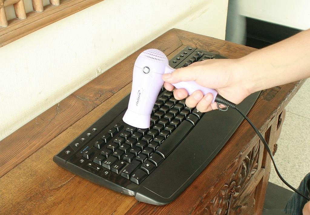 数码表进水,数码设备进水