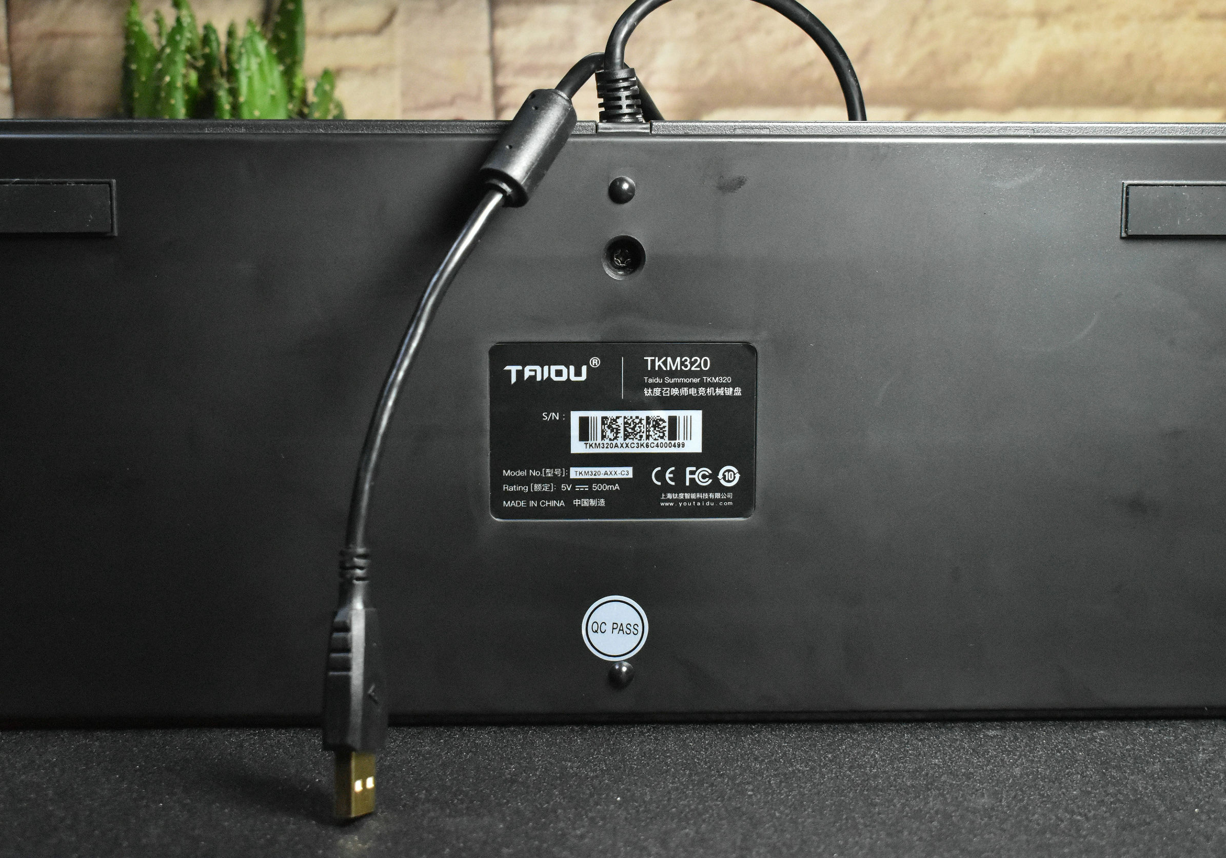 召唤师电竞机械键盘茶轴版,原厂轴xpg召唤者游戏机械键盘体验