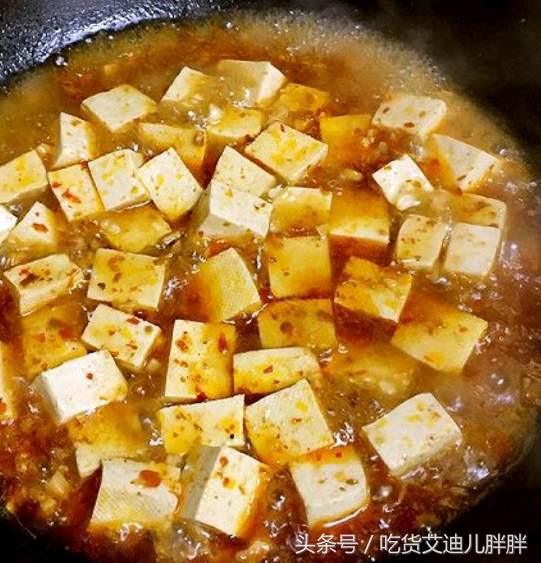 自制版快手菜——麻婆豆腐（既下饭又解馋）