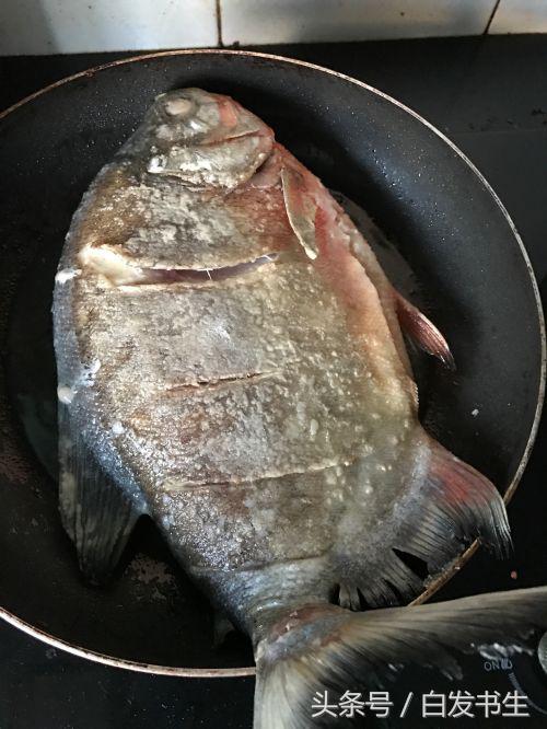 红烧白鲳鱼教程,红烧鲳鱼的做法