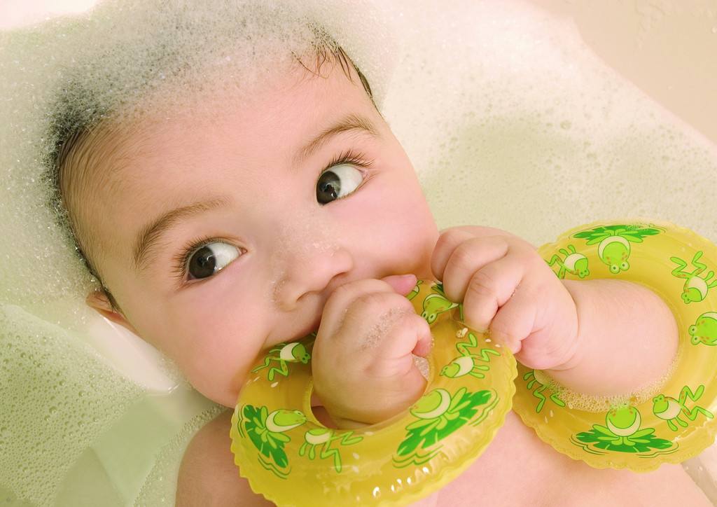 新生宝宝*处私**护理法！男宝女宝都有哦！