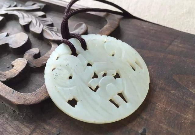 带您欣赏岫玉高端美玉,中国古代四大名玉之岫玉