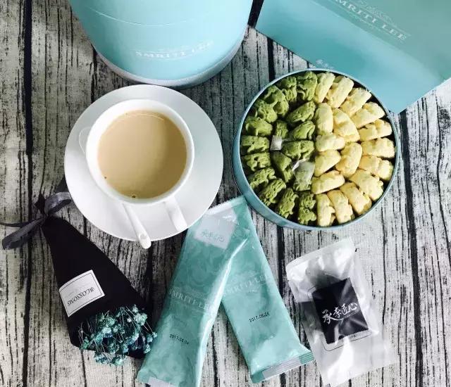 不安分女孩调制了一款不本分奶茶，你敢尝试吗？