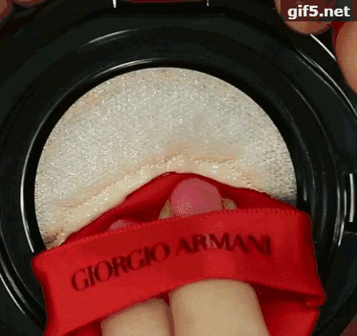 美女揭秘日韩欧美气垫大战开始，你站哪一家？