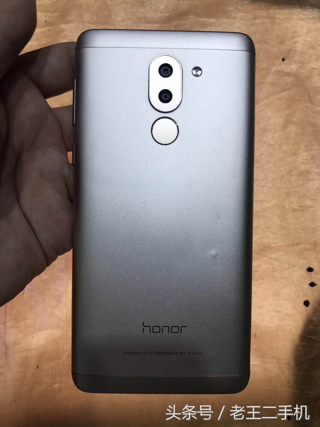 华为一千左右性价比高的手机,华为一千元左右最好的手机