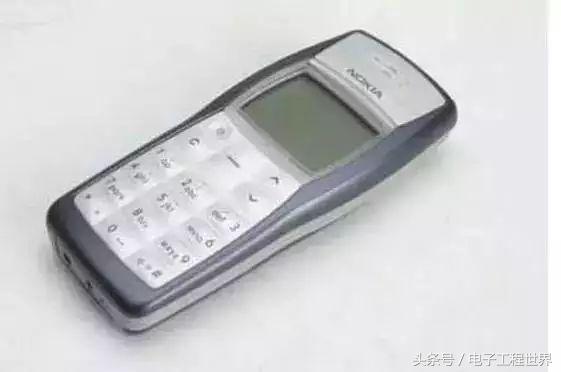 朋友圈被“10年前的手机”刷屏了!老泪纵横,都是青春和故事啊