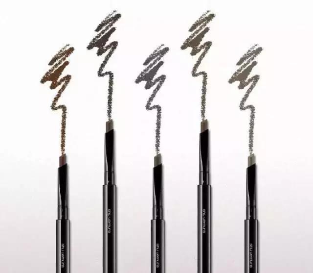 出游必备美妆好物,夏天出游必备底妆