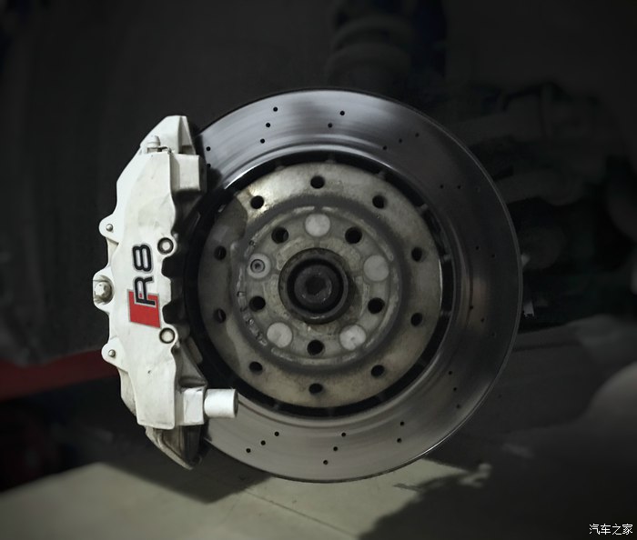 路西斯之星奥迪r8,奥迪r8帝王