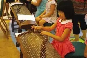 孩子对父母很重要,对父母来说孩子比什么都重要