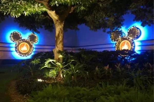 香港迪士尼酒店原价多少钱一晚,香港迪士尼酒店门票及酒店套餐