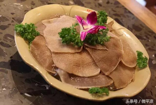 平凉资讯！入秋的微寒，配上这个火锅会更好哦！