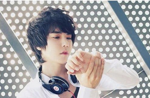 遇到一个很温柔的男人,男生行为举止太娘怎么改变