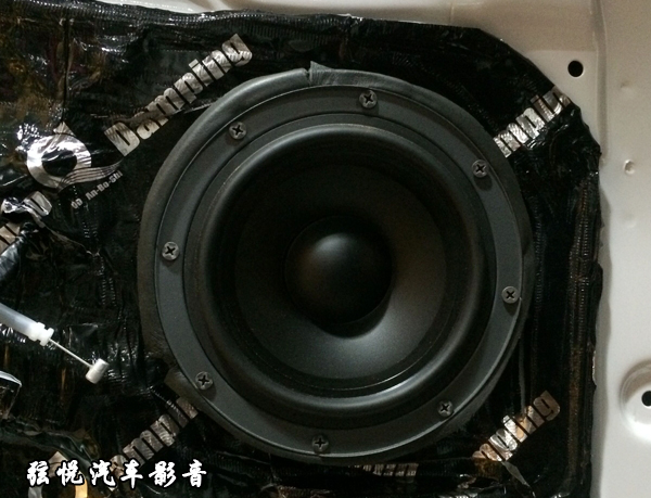 新疆16年现代名图音响改装,1000元改汽车音响现代名图