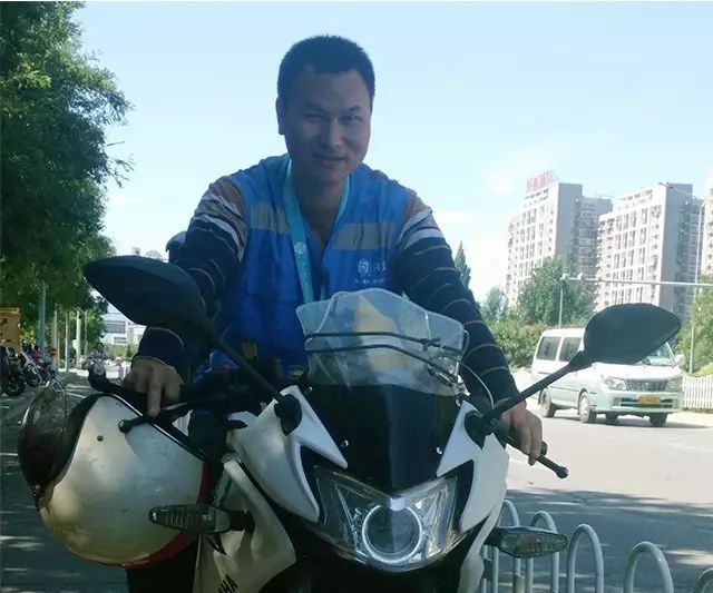 富二代创业敢抢美团饿了么生意，一个比你出身好还比你拼命的故事