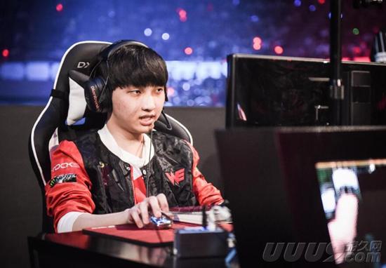 S7总决赛华山论剑WE都是武侠世界的谁？957是虚竹兮夜堪比段誉