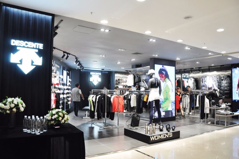 重庆时尚之北街拍，献上男士秋冬潮流单品选购指南