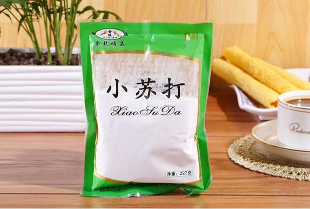 家里有小苏打能做什么实验,平时家里常见可食用的小苏打