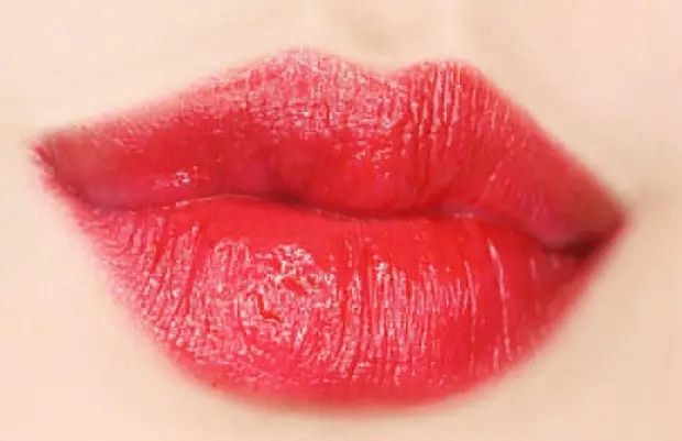 玛丽黛佳口红404嫉妒色断货了吗,买大牌口红遇到断货怎么办