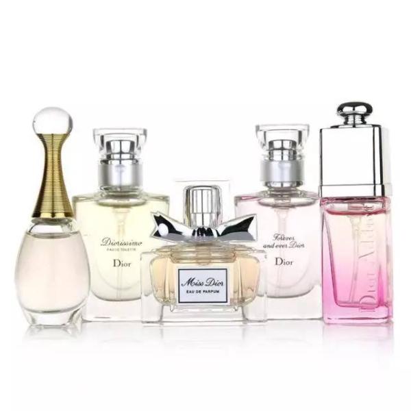 给女朋友买香水推荐品牌,买香水选什么牌子好闻点