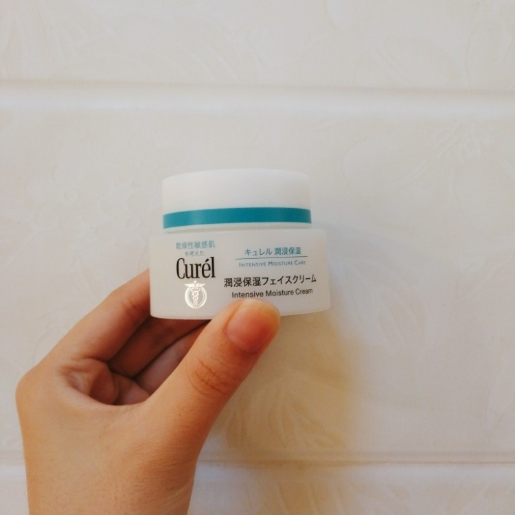 性价比高的面霜推荐30岁干皮,种草保湿补水霜