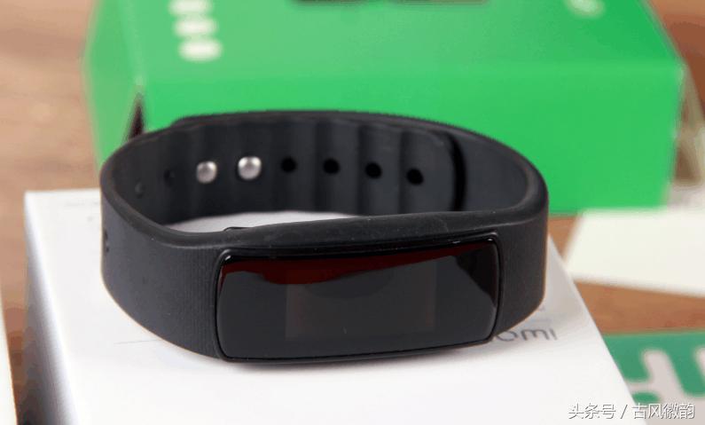 埃微手环新款,比小米六还轻的手环