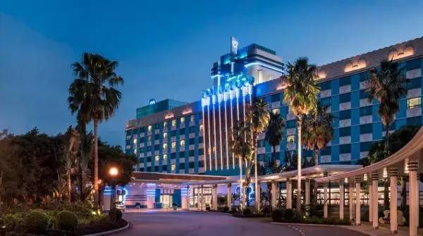 香港迪士尼酒店原价多少钱一晚,香港迪士尼酒店门票及酒店套餐