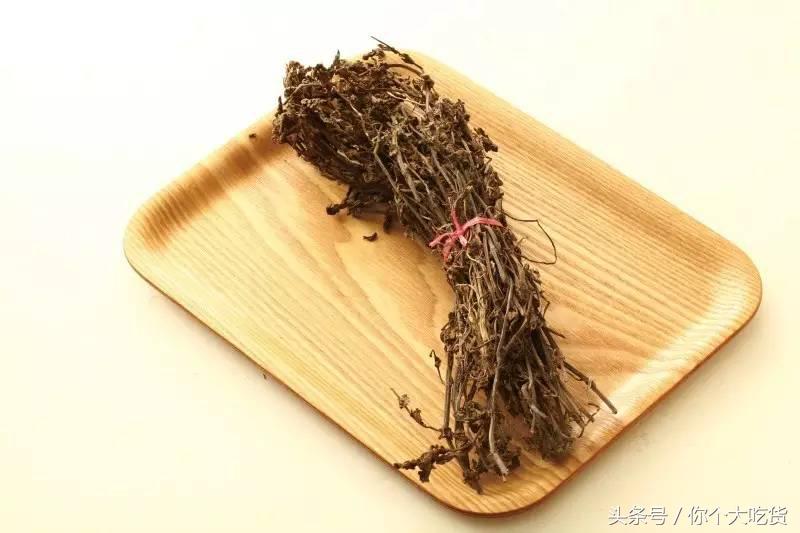 烧仙草还是龟苓膏好吃,烧仙草为啥叫烧仙草龟苓膏
