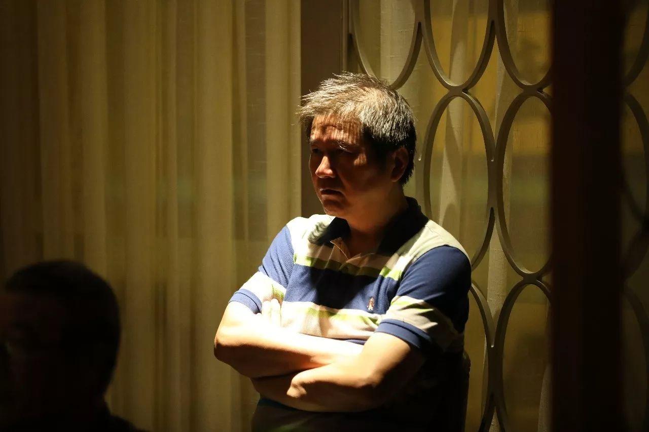 金风送爽同邀月下联,金风送爽迎中秋