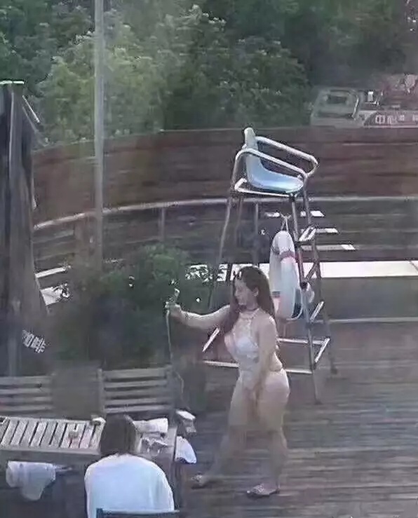 男子做完怎么也拨不了，消防员来了也没办法！最后还得用这个！