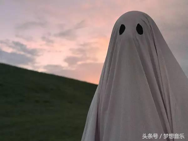 他花最少的钱，拍出今年最高级的鬼片