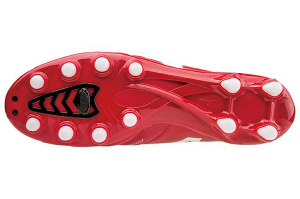 足球鞋推荐美津浓alpha,公认脚感最好的足球鞋美津浓