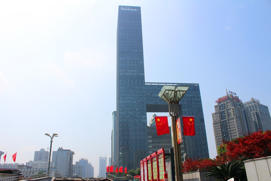 广场喜迎国庆,广场盛装迎国庆