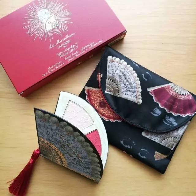 大牌圣诞限量版,各大品牌圣诞特别款