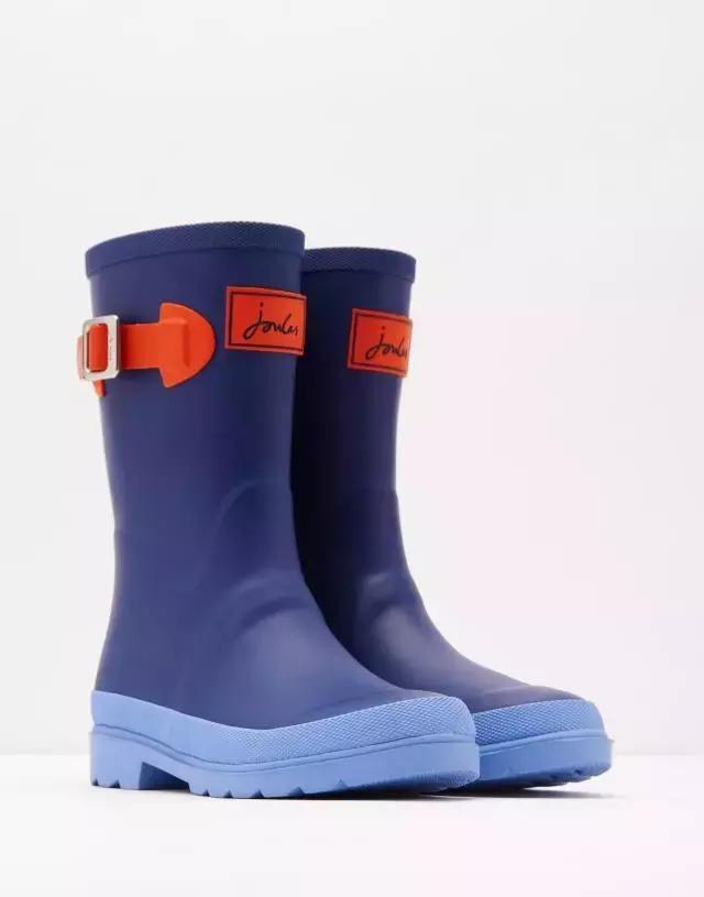 夏季出门必备的装备,夏日出门的最佳装备