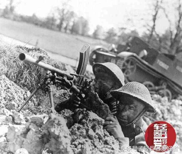 布伦轻机枪和刘易斯轻机枪,布伦轻机枪弹链版