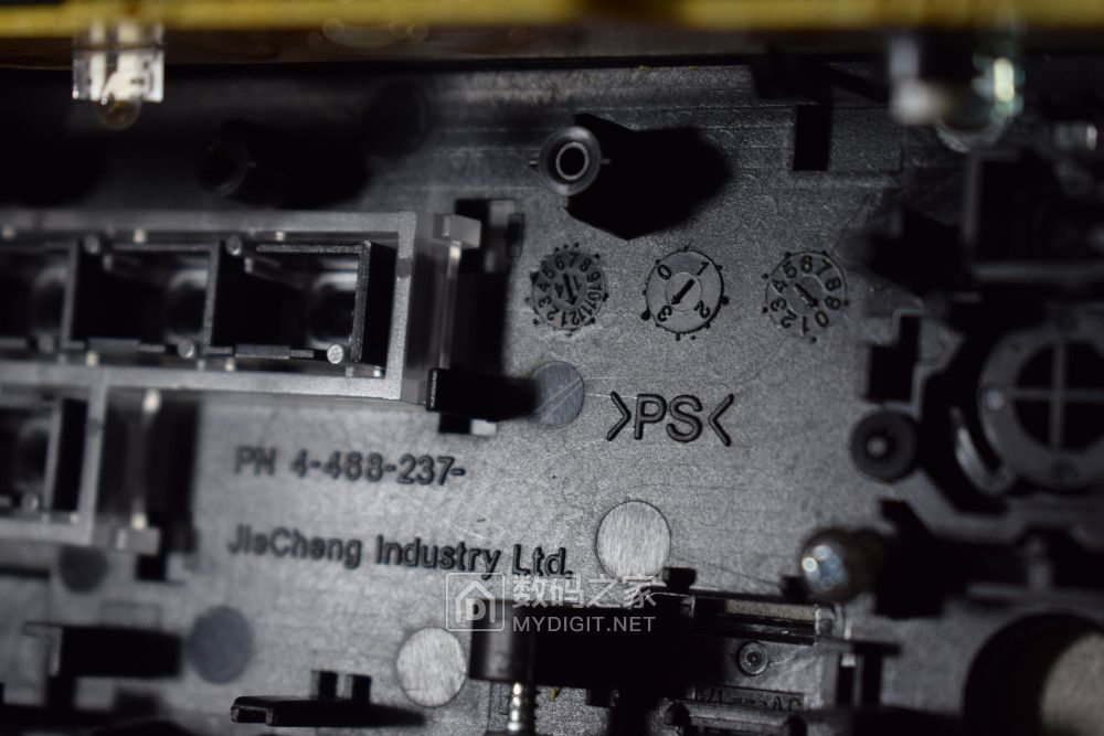 索尼uda1听感评测,索尼vf1功放拆解