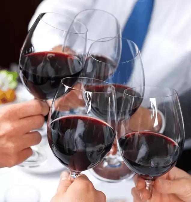 喝酒喝多了来一碗,喝酒前vs酒后你能喝多少