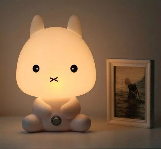 微弱的小夜灯会影响宝宝发育吗,开夜灯会导致孩子早熟怎么办