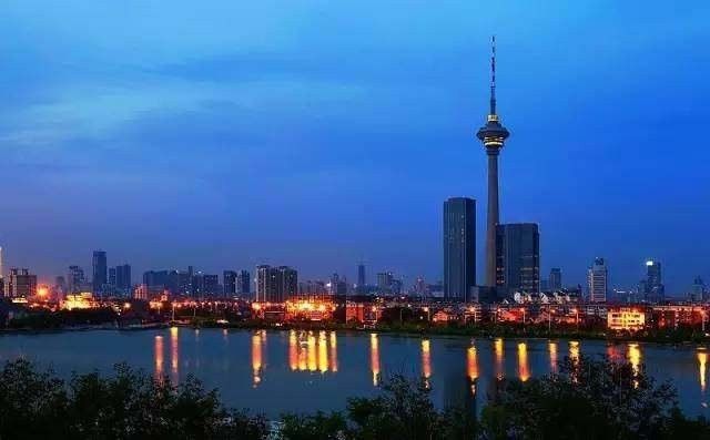 天津海河边赏月,天津滨海赏月