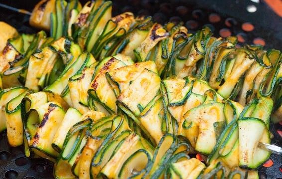 大金链子，小手表，减肥也能吃烧烤