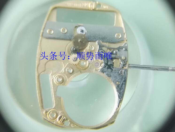 沈阳修表师傅维修视频,浪琴嘉岚石英机芯拆解