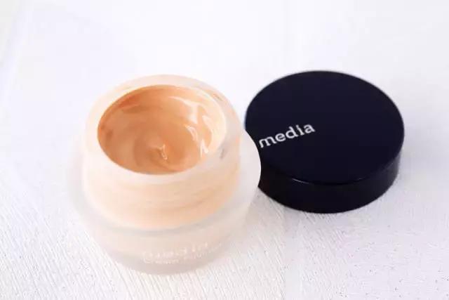 干皮底妆滋润霜推荐哪款,秋冬保湿干皮底妆推荐