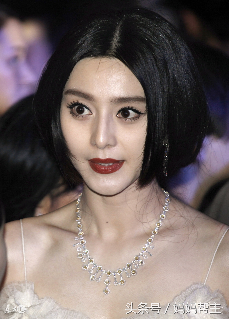 唇膏怎么画最简单又漂亮,怎么样正确画唇膏