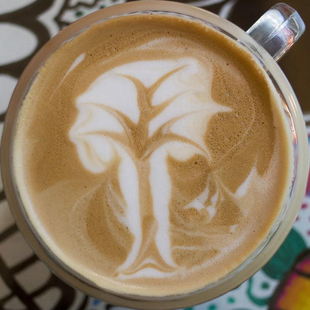 艺术咖啡拉花作品,咖啡拉花简单作品