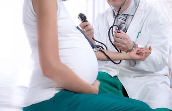 假如妈妈怀孕了该怎么办,如果怀孕妈妈有遗传病怎么办