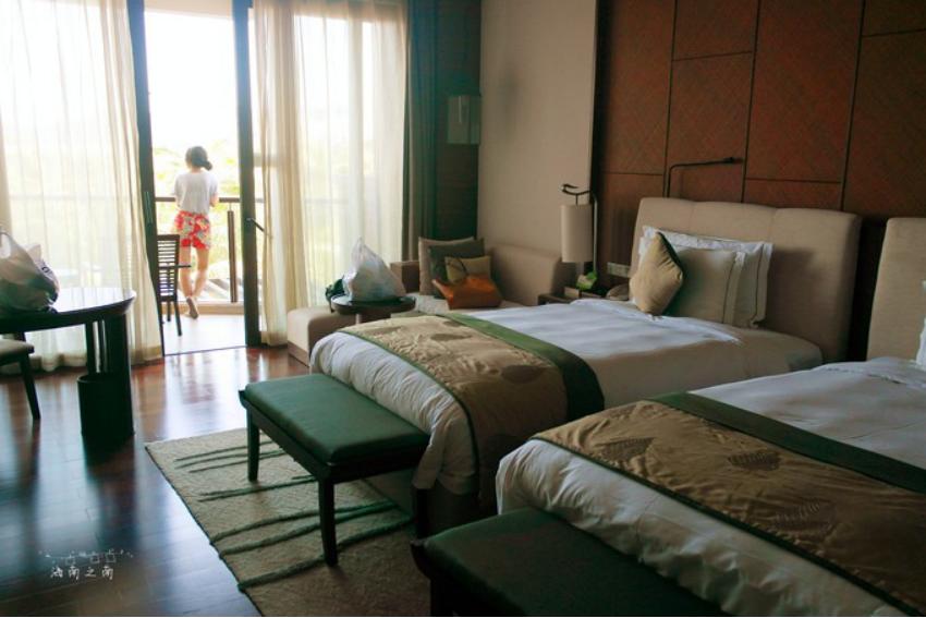 穿过云海后的美景,穿过云海看美景