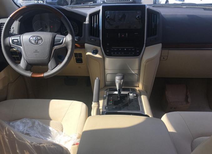 2018丰田兰德酷路泽4000顶配,69万买什么兰德酷路泽