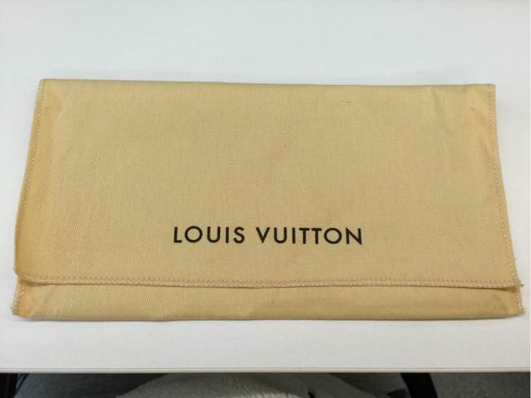 怎么看lv钱包年份,lv鞋子怎么看真假鉴别